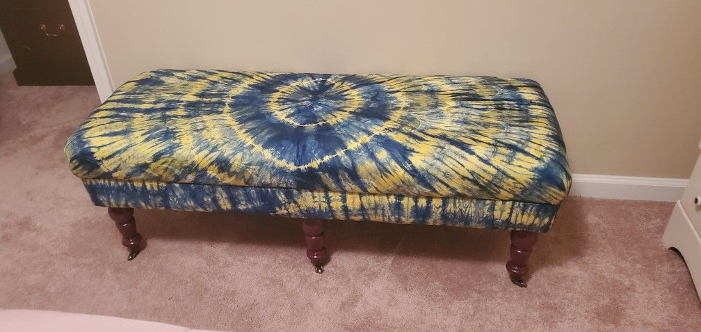 Bench , Rolling Chair, Multi Color Blue, Yellow, Maroon