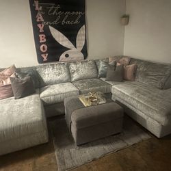 Velvet Sectional With Ottoman 