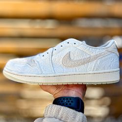 Chris Paul x Jordan 1 Low “Give Them Flowers” Size 8.5 & 10.5