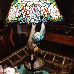 Tiffany-Style Stained Glass Peacock Table Lamp