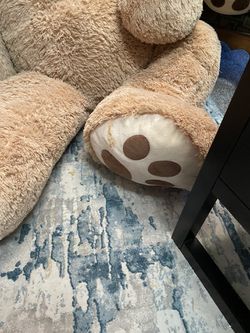 Teddy Giant Bears Thumbnail