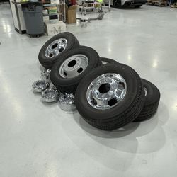 Ford F350 Dually Wheels 