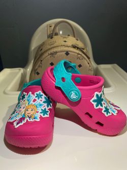 Frozen toddler crocs