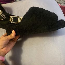 Ugg slippers 
