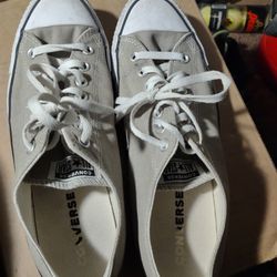 Converse All Star Size 12 Men's/14 Women's Tennis Shoes for Sale in OH OfferUp