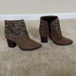 Women’s Boots - Size: 5