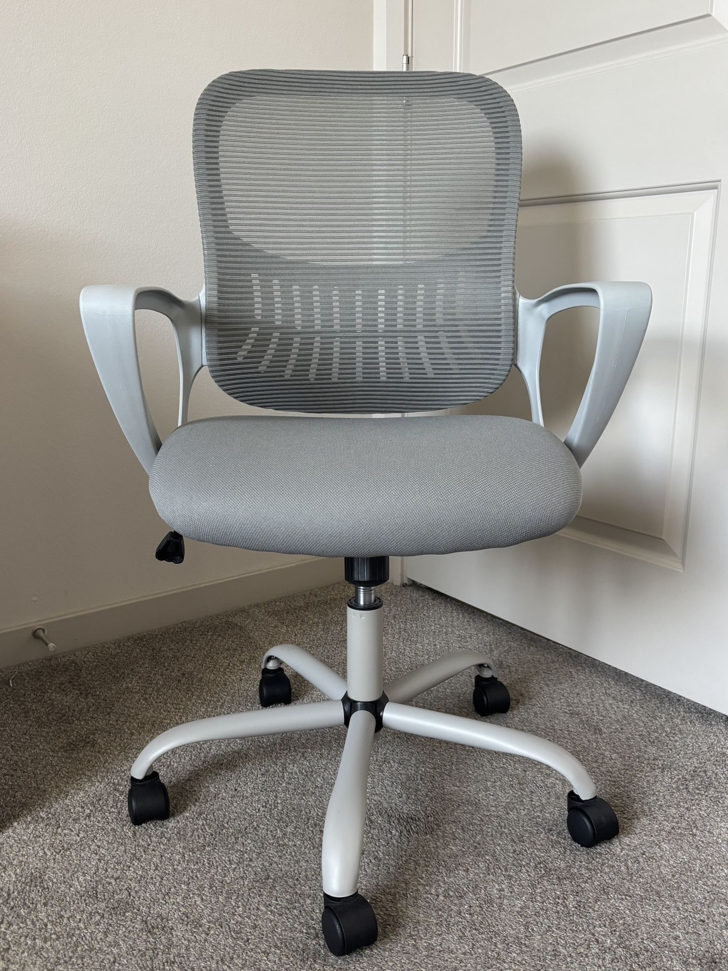 Ergonomic Mesh Office Chair