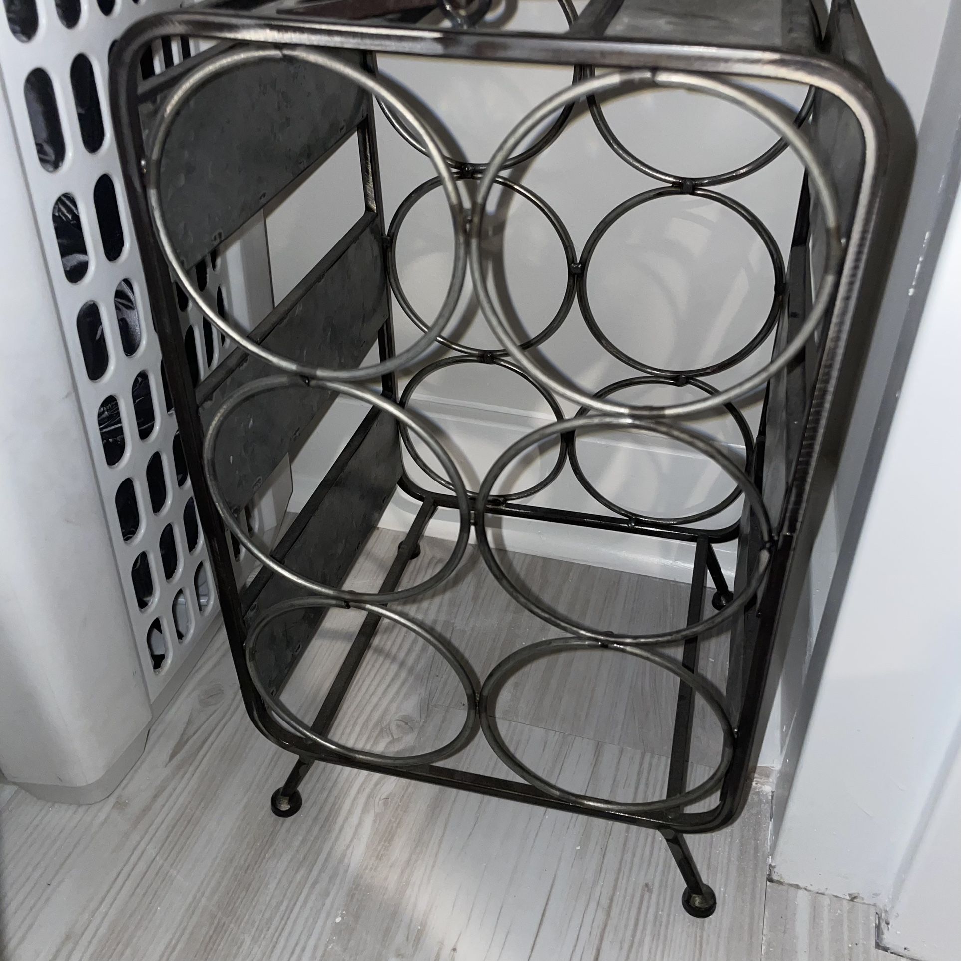 6 Bottle Wine Rack