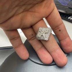 Cross Moissanite Ring 
