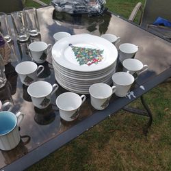 Find China Christmas Plates