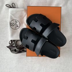 Hermes Chypre Sandals size 39 black Leather Dad NEW RARE flats 8 8.5 9 