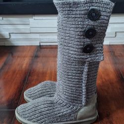 UGG Classic Cardy Boot  6