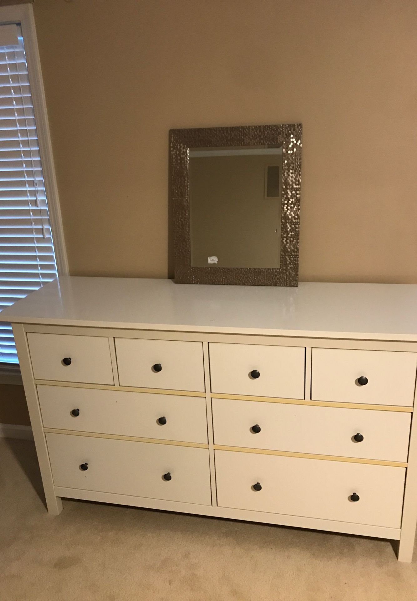 8-Drawer Solid Wood White Dresser