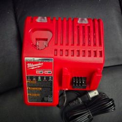 Milwaukee m18 m12 Combo charger