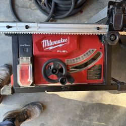 Milwaukee Table Saw Great Condition!