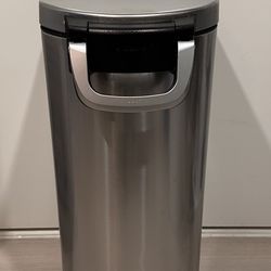 Simple human XL Dog Food container 