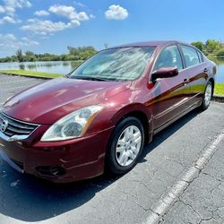 Nissan Altima