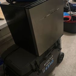 Mini fridge