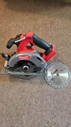 Milwaukee M18 Fuel Circular Saw 6 1/2 in