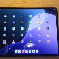Apple Ipad pro 2 TB 12.9INCH (6) GEN