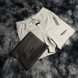 Essentials Fear of God Shorts