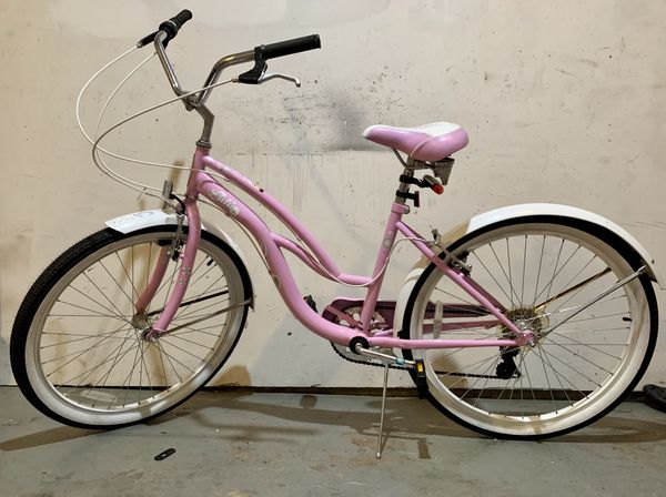 schwinn pink cruiser