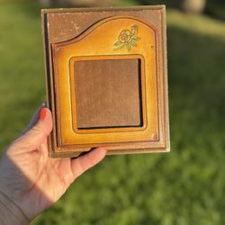 Vtg Leather Accent Wood Picture Frame 