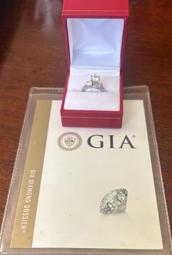 Elegant Platinum Vintage-Inspired