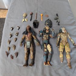 NECA Three predator action figures and attachments
One of these guys is missing a foot
