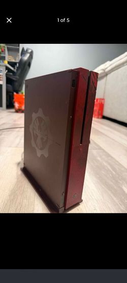 Xbox one S Gears of war limited edition