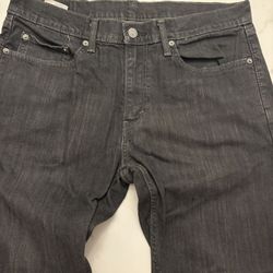 Men’s Levi Jeans 