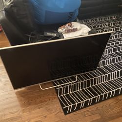 Flat Screen Television 