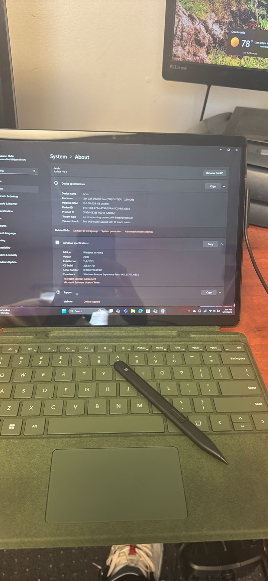 Surface Pro 9 With Keyboard And Pen