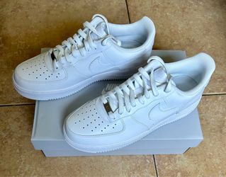 Nike Air Force 1 Low Triple White Men’s Size 9.5 (Brand New)