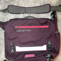 Patagonia Purple Messenger Bag Laptop Travel Crossbody