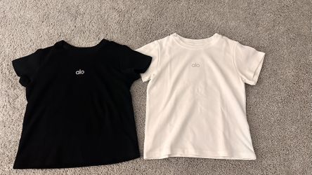Alo Yoga t Shirts ( large) 