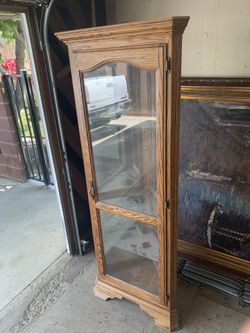 Solid Oak Corner Hutch With Light