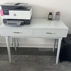 Desk Or Vanity (CASH ONLY)