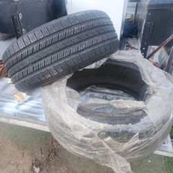 235/45R19