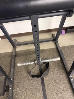 Titan Fitness Reverses Hyper