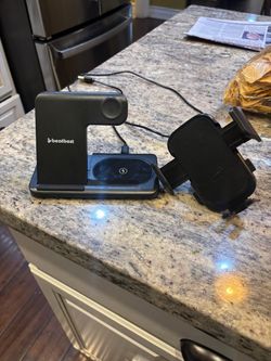 iPhone and Apple watch charger dock and adjustable car phone holder