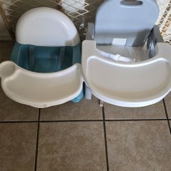 2-in-1 Booster Feeding and Floor Seat with Self-Storing Tray - Slate