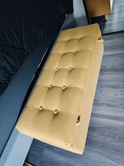 Ottoman color mostaza