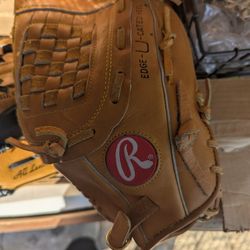Two Leather Rawlings Baseball Gloves Vintage Like New