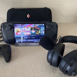 Valve SteamDeck w/Accessories