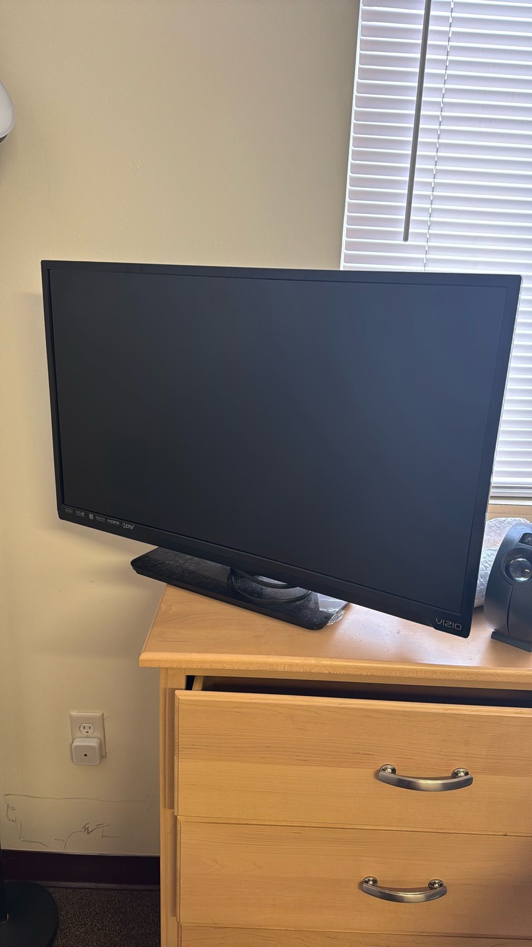 Tv (no Remote)