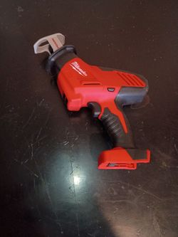 This is a Milwaukee M18 Hackzall Cordless Reciprocating Saw (model 2625-20)