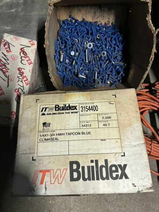 Over 3,000 Tapcon Concrete Anchors