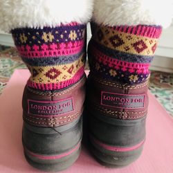 Winter Boot: London Fog Girl Boot Size 2 With Box