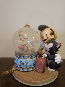 Pinocchio Water Globe